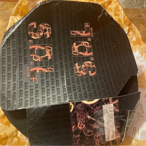 Steampunk Cap. Halloween Cosplay - Picture 7 of 8